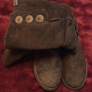 Womens Brown suede boots